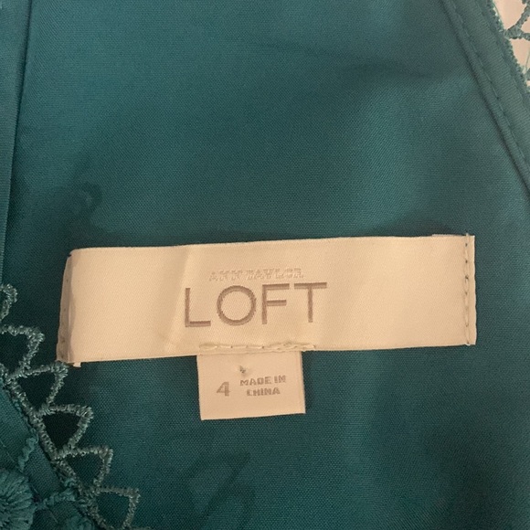 Green Lace LOFT Dress - Picture 4 of 11